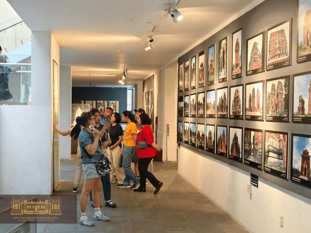 Da Nang Cham Museum welcomes guests with affordable entrance fees and free entry on public holidays (Source: Bảo tàng Điêu khắc Chăm Đà Nẵng - Da Nang Museum of Cham Sculpture)